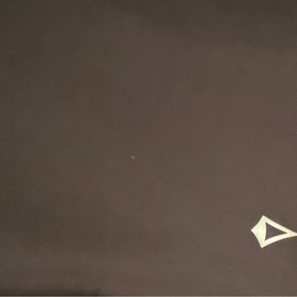 Ivivva by Lululemon! Size 10. Snap up top wrap. Excellent condition! - Picture 4 of 6